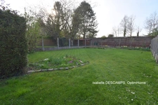 Semi Individuelle – 4 chambres – 2 salles d’eau – Jardin -Garage et sous-sol