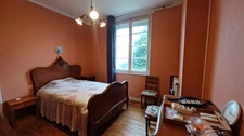 Opportunité Exceptionnelle ! Maison de Ville des Années 50 avec 3 Chambres