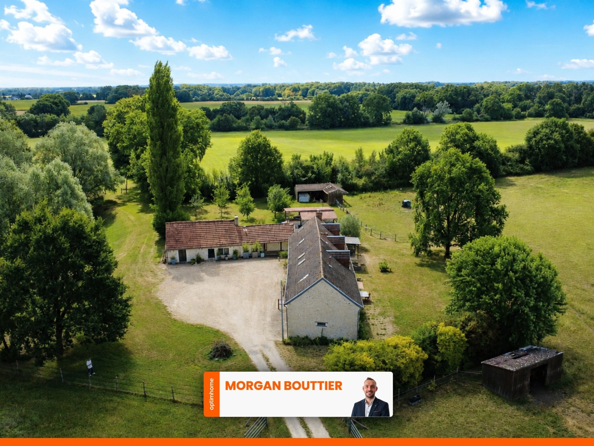 Maison 9 pièces 163 m² · à Noyant-Villages · 163 m² · 387 000 €