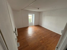 Thoursais-Bouildroux, au calme, proche des axes routiers et autoroutiers, maison de 114m²