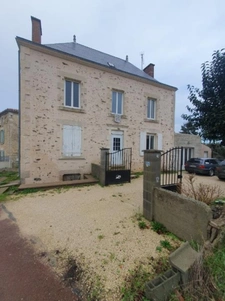 LA CAILLERE SAINT HILAIRE CENTRE BOURG AU CALME MAISON EN PIERRE 150M² -171000€ -