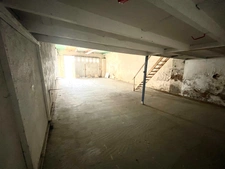 Bournezeau centre bourg entrepôt ideal activité de stockage hivernage ou possibilité loft