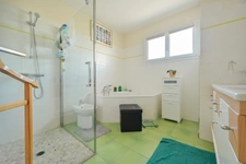 Dpt Charente Maritime (17), viager à vendre proche de LA ROCHELLE maison P7 de 185 m² - Terrain de 803,00 m² 