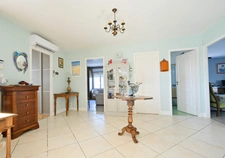 Dpt Charente Maritime (17), viager à vendre proche de LA ROCHELLE maison P7 de 185 m² - Terrain de 803,00 m² 