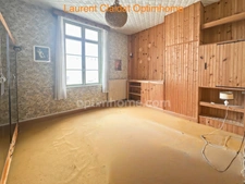MAISON INDIVIDUELLE D'ENVIRON 171 M² – COMMODITÉS DE PLAIN-PIED – POTENTIEL DE 4 À 5 CHAMBRES – JARDIN