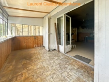 MAISON INDIVIDUELLE D'ENVIRON 171 M² – COMMODITÉS DE PLAIN-PIED – POTENTIEL DE 4 À 5 CHAMBRES – JARDIN