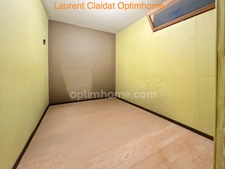 LOCAL COMMERCIAL + HABITATION – HYPER CENTRE SAINT-QUENTIN – 4 PIÈCES – CAVE