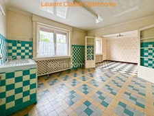 MAISON DE VILLE ENV.120 m² – 3 CHAMBRES + 3 GARAGES LOUÉS – SAINT-QUENTIN CENTRE
