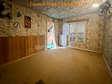 MAISON INDIVIDUELLE D'ENVIRON 171 M² – COMMODITÉS DE PLAIN-PIED – POTENTIEL DE 4 À 5 CHAMBRES – JARDIN