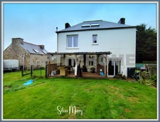 Maison à vendre 7 pièces SAINT DERRIEN (29)