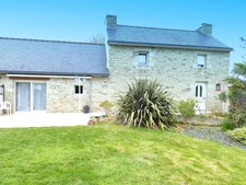Propriete à vendre 5 pièces SAINT VOUGAY (29)