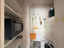 « Exceptionnel appartement de 90 m² dans le quartier recherché de Saint-Éloi, à La Rochelle – Résidence de standing, calme, lumineux, et prestations haut de gamme. »