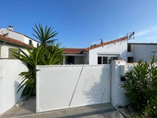 Maison ILE DE RE  avec  extérieur  et  local vélos commune des Portes la Rivière