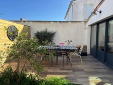 LA FLOTTE-EN-RÉ – BEL ENSEMBLE IMMOBILIER AVEC DEUX MAISONS 6 pièces LA FLOTTE (17)