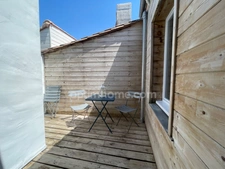 Ensemble immobilier comprenant  deux biens avec grand  garage SAINTE MARIE DE RE - 17740