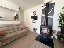 Maison de plain-pied avec garage et bureau indépendant