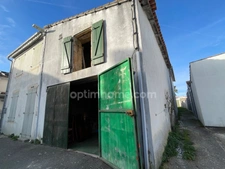 CHAI - GARAGE - LOCAL à vendre LE BOIS PLAGE EN RE (17580)
