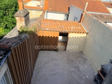 Immeuble à vendre MARANS (17230) MMEUBLE DE RAPPORT CLÉ EN MAIN EN PLEIN CENTRE Investisseurs ou professionnels, saisissez cette opportunité rare sur le secteur !
