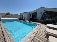 Maison récente  6 pièces piscine LA COUARDE SUR MER (17)