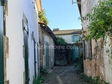 Maison EN PIERRES – Sainte-Marie-de-Ré (La Noue) 3 pièces – Environ 70 m² – Plain-pied