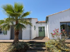 Maison récente  6 pièces piscine LA COUARDE SUR MER (17)
