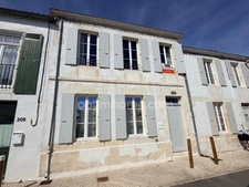 Maison de village en pierre au cœur du Bois-Plage-en-Ré - Charme & architecture  