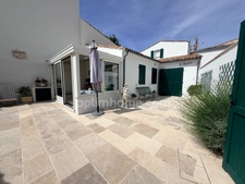 AUTHENTIQUE MAISON DE VILLAGE & DÉPENDANCES À ARS-EN-RÉ