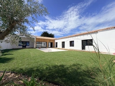 LE BOIS-PLAGE-EN-RÉ – MAISON DE CARACTÈRE RÉNOVÉE AVEC PISCINE
