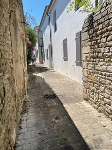 BATIMENT /Chai-grange/GARAGE - LOCAL  LE BOIS PLAGE EN RE 17580