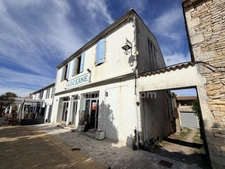 Immeuble et commerce à vendre ARS EN RÉ 17590