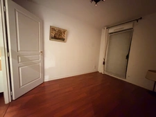 « Exceptionnel appartement de 90 m² dans le quartier recherché de Saint-Éloi, à La Rochelle – Résidence de standing, calme, lumineux, et prestations haut de gamme. »