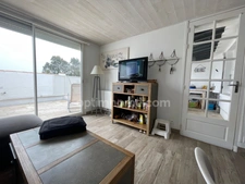 Maison ILE DE RE  avec  extérieur  et  local vélos commune des Portes la Rivière