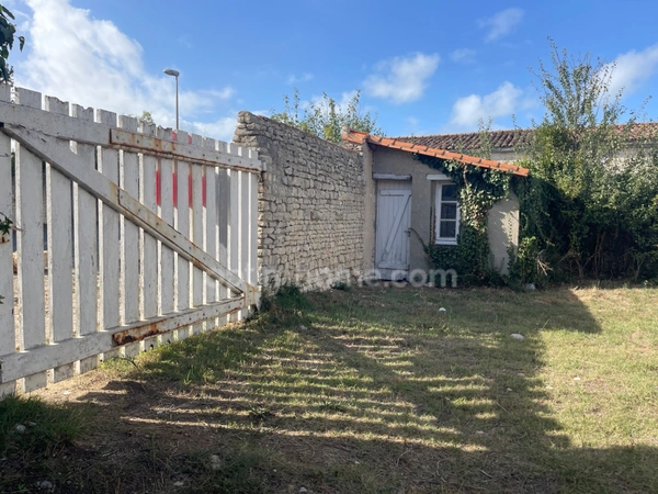 Maison récente à  aménagée 17580 LE BOIS PLAGE EN RE 