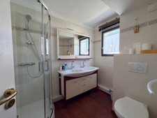 « Exceptionnel appartement de 90 m² dans le quartier recherché de Saint-Éloi, à La Rochelle – Résidence de standing, calme, lumineux, et prestations haut de gamme. »