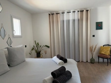 Maison récente  6 pièces piscine LA COUARDE SUR MER (17)