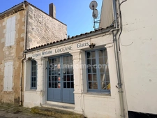 Immeuble et commerce à vendre ARS EN RÉ 17590