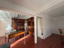 « Exceptionnel appartement de 90 m² dans le quartier recherché de Saint-Éloi, à La Rochelle – Résidence de standing, calme, lumineux, et prestations haut de gamme. »