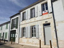 Maison de village en pierre au cœur du Bois-Plage-en-Ré - Charme & architecture  