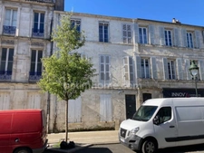 Immeuble à vendre ROCHEFORT (17)
