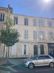 Immeuble à vendre ROCHEFORT (17)