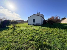 Exclusivemet  rare Propriété de 1300 m² – Potentiel de Division – Cœur de Village