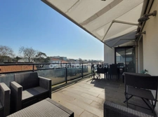 « Exceptionnel appartement de 90 m² dans le quartier recherché de Saint-Éloi, à La Rochelle – Résidence de standing, calme, lumineux, et prestations haut de gamme. »