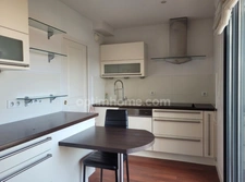 « Exceptionnel appartement de 90 m² dans le quartier recherché de Saint-Éloi, à La Rochelle – Résidence de standing, calme, lumineux, et prestations haut de gamme. »