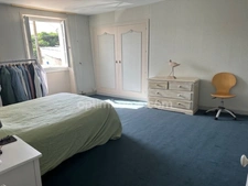 PROPRIETE/MAISON  EN PIERRE  A DEUX PAS DU CETRE VILLE DE LA ROCHELLE ET DE L 'ILE DE RE  BEAU CORP DE FERME 