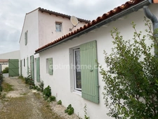 Immeuble - Affaire idéale investisseurs  - situé à LA FLOTTE EN RÉ dans un quartier recherché proche centre ville, bel ensemble immobilier 