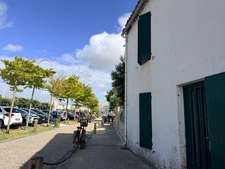Rare - Maison de Charme au Cœur de Saint-Martin-de-Ré avec Cour
