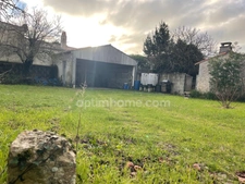 Maison en pierres de 4 chambres dont une en dépendance, proche du centre de SAINTE MARIE DE RE 17740
