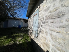 Maison en pierres de 4 chambres dont une en dépendance, proche du centre de SAINTE MARIE DE RE 17740