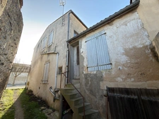 Immeuble et commerce à vendre ARS EN RÉ 17590