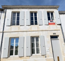 Maison de village en pierre au cœur du Bois-Plage-en-Ré - Charme & architecture  